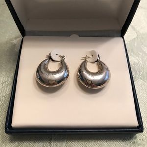 Sterling silver puffed hoop earring (light weight)